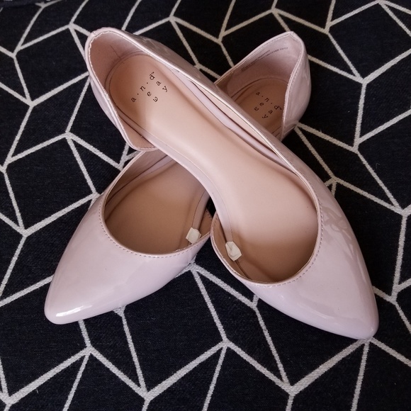 a new day Shoes - EUC A New Day Patent Pale Pink Flats - 6.5